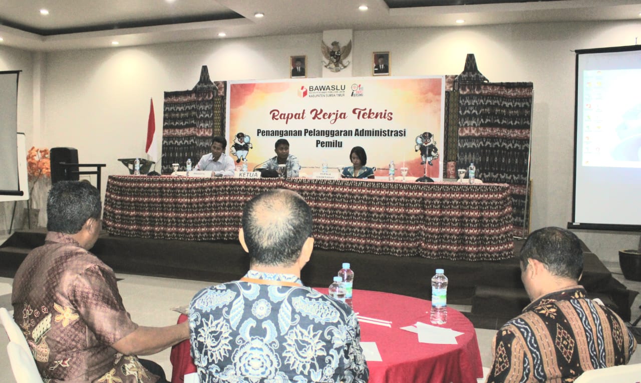 Umbu Hina Minta Jajaran Bawaslu Sumba Timur Siap Hadapi PHPU