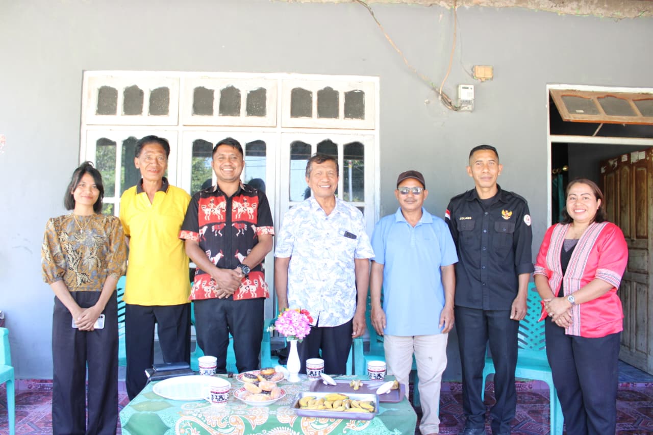Bawaslu Sumba Timur Konsolidasi dengan DPC Partai Buruh
