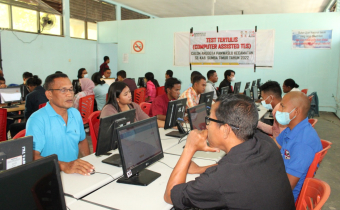 Hari Pertama 167 Orang Calon Panwascam Ikut Seleksi Tertulis di Sumba Timur