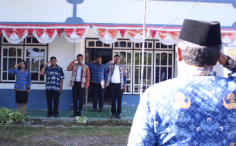 Ketua Bawaslu Sumba Timur Ingatkan Pegawai Pentingnya Integritas dan Profesionalitas dalam Apel Kesadaran 17 Juli 2025