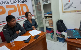 Bawaslu Sumba Timur Ikuti Tahapan Wawancara Monev Keterbukaan Informasi Publik 2025